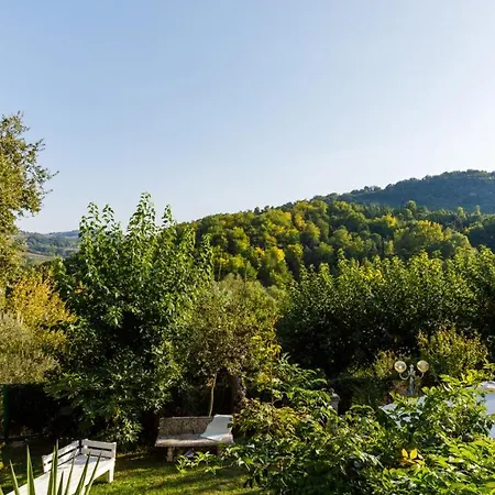 Villa Agave 8, Emma